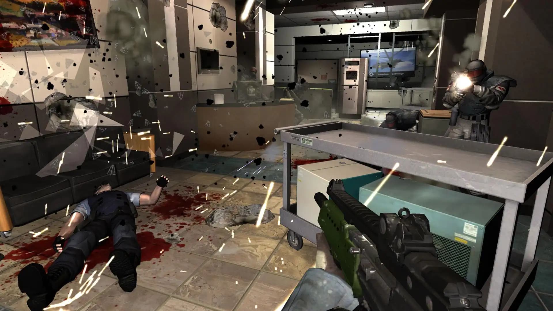 F.E.A.R Complete Pack media 2