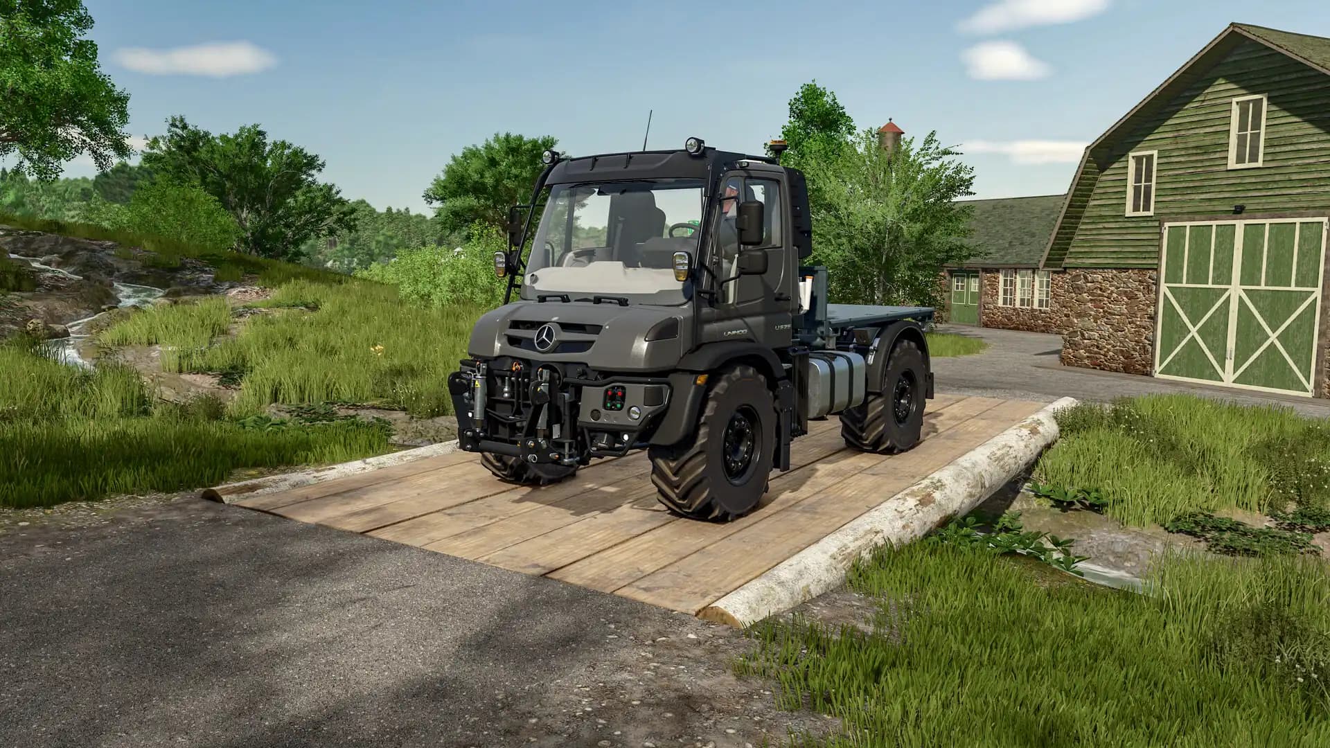 Farming Simulator 25 - Mercedes-Benz Trucks Pack media 1