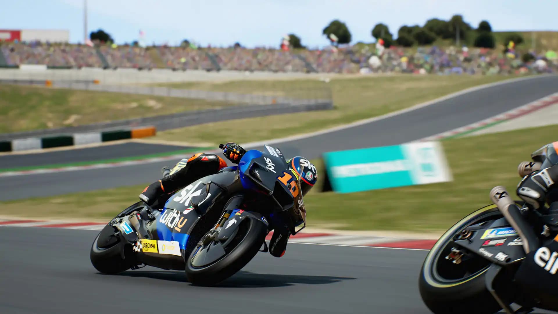 MotoGP 21 media 1