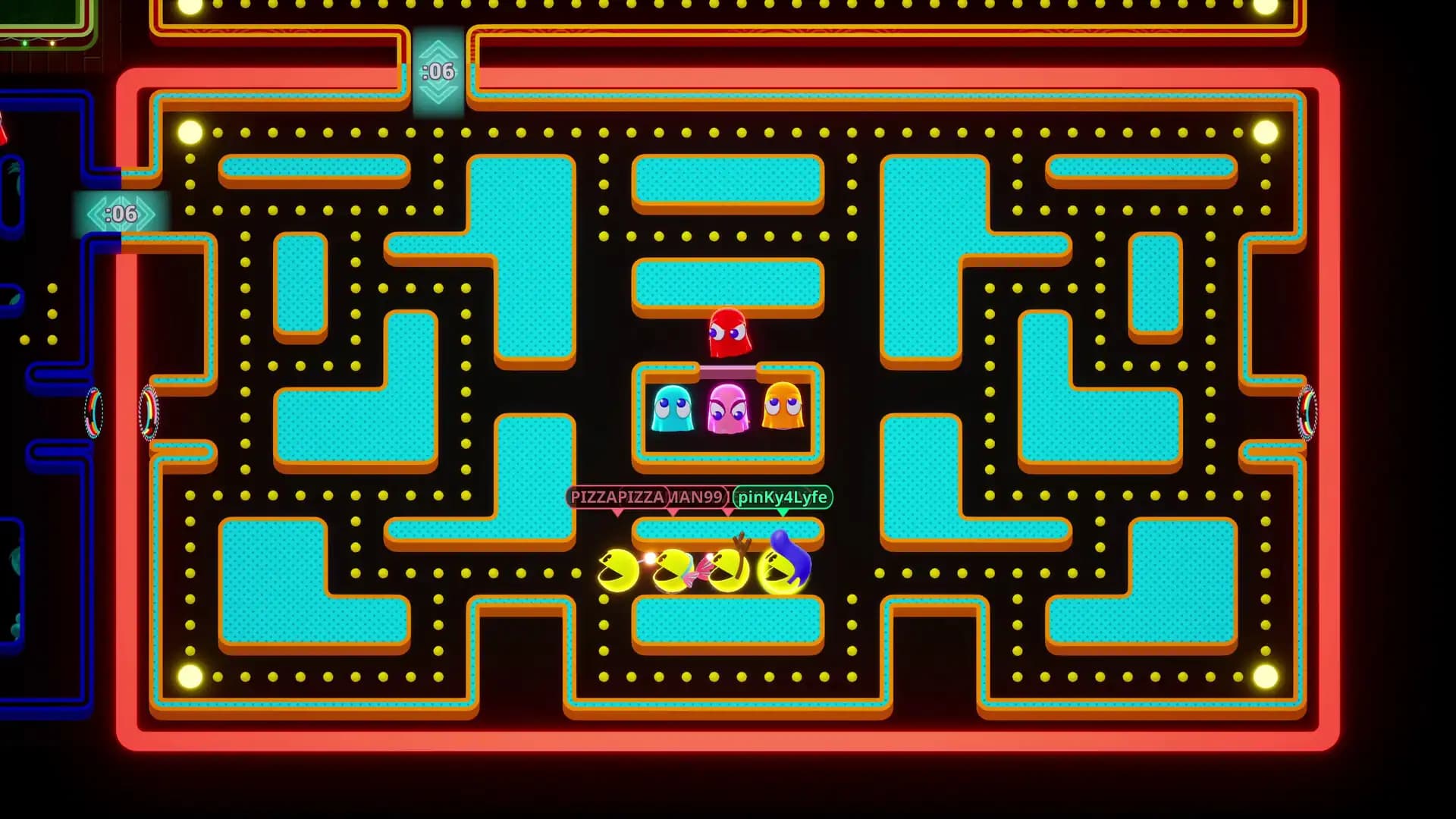 Pac-Man Mega Tunnel Battle: Chomp Champs - Deluxe Edition media 3